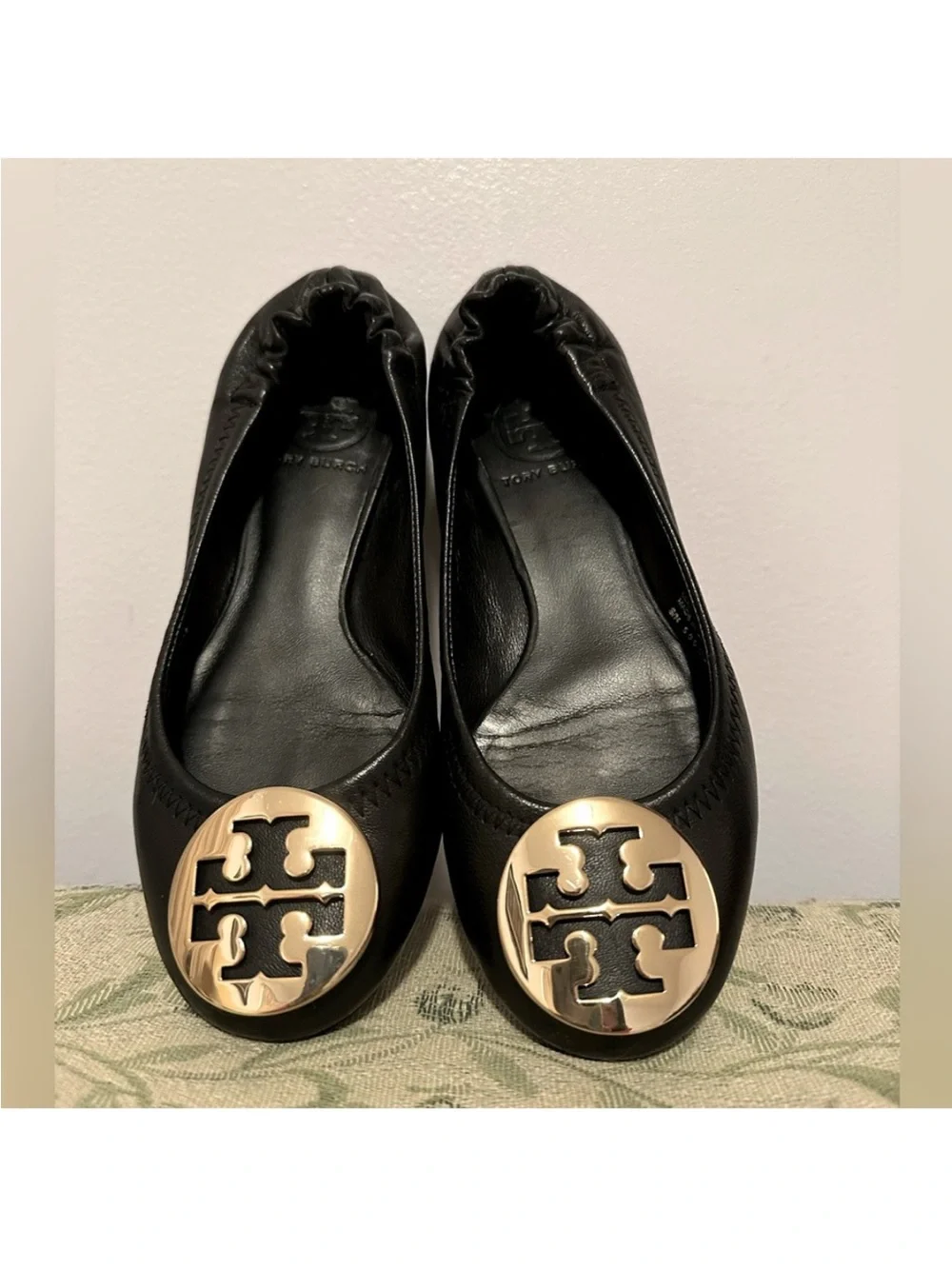Tory Burch Black Leather Ballet Flats with Gold Logo Medallion
